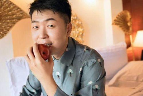 各个富豪家庭背景